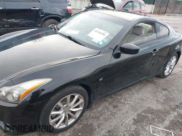 ✅ 2014 Infiniti Q60 • VIN: JN1CV6EL8EM131703 • Lot: 41149496. Wystawiony na IAAI z przebiegiem 91 541 mil. Bezpłatny archiwum sprzedaży aukcyjnych z USA i szczegółowy raport historii pojazdu na DreamBid. Zdjęcie 6.