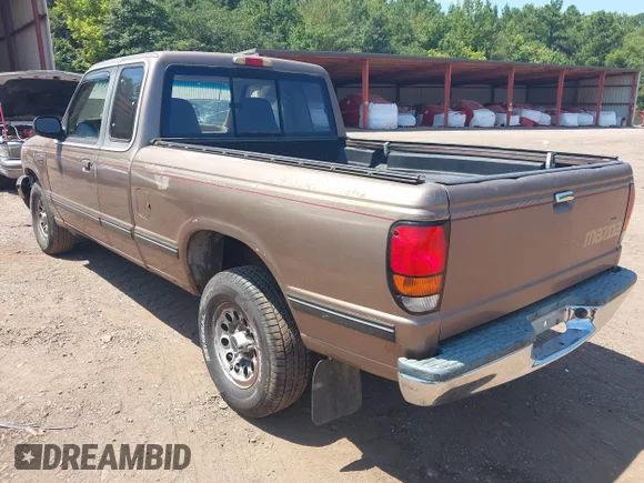 ✅ 1994 Mazda B-Series LE • VIN: 4F4CR16X4RTM02331 • Lot: 42857111. Listed on IAAI with 177,157 mi. Free auction sales archive from the USA and detailed vehicle history report at DreamBid. Image 3.