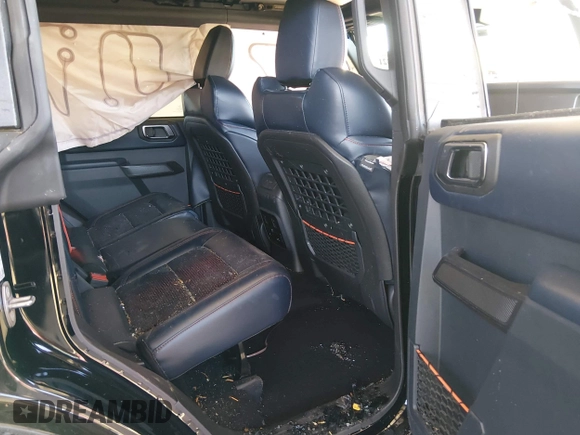 ✅ 2024 Ford Bronco Raptor • VIN: 1FMEE0RR3RLA83150 • Lot: 44374321. Wystawiony na IAAI z przebiegiem 16 727 mil. Bezpłatny archiwum sprzedaży aukcyjnych z USA i szczegółowy raport historii pojazdu na DreamBid. Zdjęcie 8.