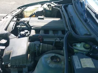 2000 BMW 3 Series 323i с VIN WBAAM3339YCA86757, выставлен на аукционе IAAI как лот 43522479 с пробегом 128 355 миль миль и . История ставок и продаж доступна на DreamBid. Изображение 13.