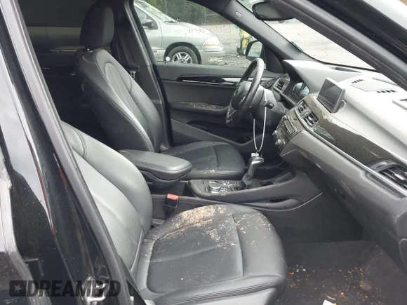 ✅ 2019 BMW X1 sDrive28i • VIN: WBXHU7C50K5L11475 • Lot: 44974153. Wystawiony na IAAI z przebiegiem 149 641 mil. Bezpłatny archiwum sprzedaży aukcyjnych z USA i szczegółowy raport historii pojazdu na DreamBid. Zdjęcie 5.