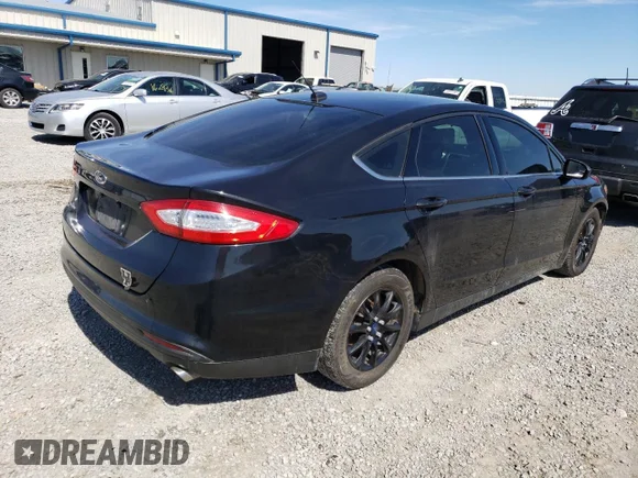 ✅ 2015 Ford Fusion S • VIN: 1FA6P0G77F5119724 • Лот: 44871433. Опубликован ранее на Copart с пробегом 170 538 миль. Бесплатный доступ к архиву аукционных продаж из США и подробный отчёт об истории автомобиля на DreamBid. Изображение 3.