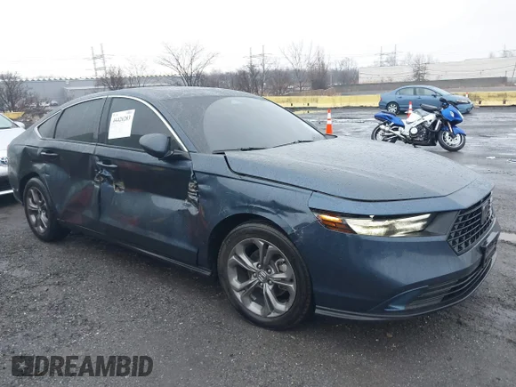 ✅ 2024 Honda Accord EX • VIN: 1HGCY1F38RA085434 • Lot: 44420283. Wystawiony na IAAI z przebiegiem 23 168 mil. Bezpłatny archiwum sprzedaży aukcyjnych z USA i szczegółowy raport historii pojazdu na DreamBid. Zdjęcie 6.