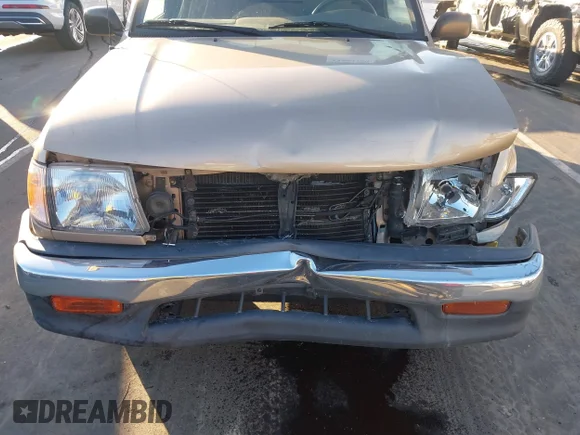 ✅ 1998 Toyota Tacoma • VIN: 4TANL42N4WZ082795 • Lot: 43584700. Wystawiony na IAAI z przebiegiem 136 025 mil. Bezpłatny archiwum sprzedaży aukcyjnych z USA i szczegółowy raport historii pojazdu na DreamBid. Zdjęcie 6.