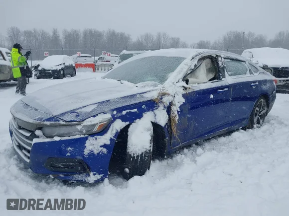 ✅ 2020 Honda Accord Sport • VIN: 1HGCV1F38LA084316 • Lot: 43824618. Wystawiony na IAAI z przebiegiem 105 719 mil. Bezpłatny archiwum sprzedaży aukcyjnych z USA i szczegółowy raport historii pojazdu na DreamBid. Zdjęcie 6.