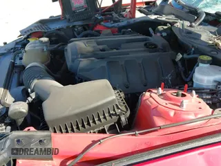 ✅ 2018 Ford Mustang EcoBoost • VIN: 1FA6P8TH8J5176066 • Lot: 42907059. Wystawiony na IAAI z przebiegiem 92 093 mil. Bezpłatny archiwum sprzedaży aukcyjnych z USA i szczegółowy raport historii pojazdu na DreamBid. Zdjęcie 19.