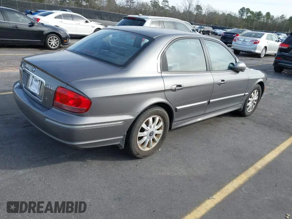✅ 2004 Hyundai Sonata GLS • VIN: KMHWF35H14A993819 • Lot: 44212635. Wystawiony na IAAI z przebiegiem 211 686 mil. Bezpłatny archiwum sprzedaży aukcyjnych z USA i szczegółowy raport historii pojazdu na DreamBid. Zdjęcie 4.