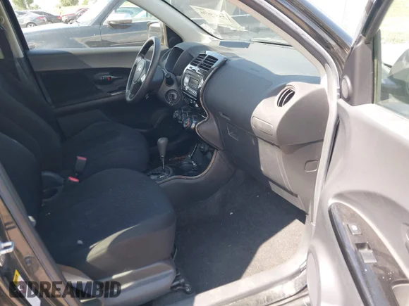 ✅ 2010 Scion xD • VIN: JTKKU4B4XA1000127 • Лот: 42582676. Опубліковано раніше на IAAI з пробігом 210 032 миль. Безкоштовний доступ до архіву аукціонних продажів зі США та докладний звіт про історію автомобіля на DreamBid. Зображення 5.