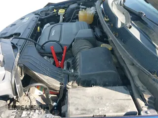 ✅ 2017 Chrysler Pacifica Touring • VIN: 2C4RC1DG4HR519744 • Lot: 43182787. Wystawiony na IAAI z przebiegiem 126 785 mil. Bezpłatny archiwum sprzedaży aukcyjnych z USA i szczegółowy raport historii pojazdu na DreamBid. Zdjęcie 19.