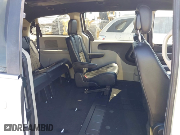 ✅ 2016 Dodge Grand Caravan SXT • VIN: 2C4RDGCG7GR163421 • Lot: 45020676. Wystawiony na IAAI z przebiegiem 208 811 mil. Bezpłatny archiwum sprzedaży aukcyjnych z USA i szczegółowy raport historii pojazdu na DreamBid. Zdjęcie 8.