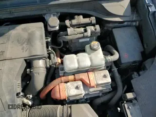 ✅ 2018 Kia Niro EX • VIN: KNDCC3LC3J5143413 • Лот: 90940935. Опубликован ранее на Copart с пробегом 64 554 миль. Бесплатный доступ к архиву аукционных продаж из США и подробный отчёт об истории автомобиля на DreamBid. Изображение 14.