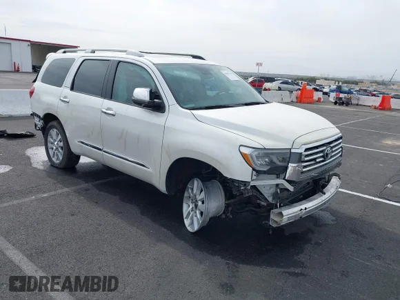 ✅ 2019 Toyota Sequoia Platinum • VIN: 5TDDY5G16KS169459 • Lot: 44267278. Wystawiony na IAAI z przebiegiem 34 100 mil. Bezpłatny archiwum sprzedaży aukcyjnych z USA i szczegółowy raport historii pojazdu na DreamBid. Zdjęcie 1.