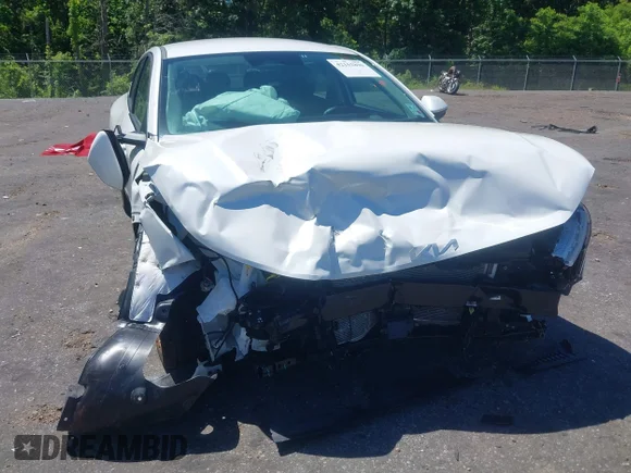 ✅ 2025 Kia K4 EX • VIN: 3KPFU4DE4SE031483 • Lot: 42162896. Listed on IAAI with 16,917 mi. Free auction sales archive from the USA and detailed vehicle history report at DreamBid. Image 6.