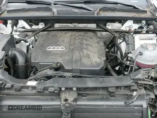 ✅ 2024 Audi Q5 Premium • VIN: WA1ABAFY0R2050717 • Lot: 43569370. Wystawiony na IAAI z przebiegiem 28 722 mil. Bezpłatny archiwum sprzedaży aukcyjnych z USA i szczegółowy raport historii pojazdu na DreamBid. Zdjęcie 20.