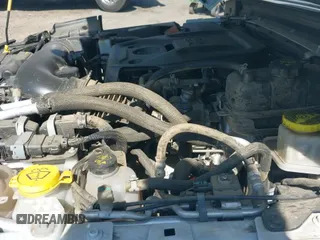 ✅ 2024 Jeep Wrangler Sahara • VIN: 1C4RJXP69RW130862 • Lot: 43330781. Wystawiony na IAAI z przebiegiem 22 670 mil. Bezpłatny archiwum sprzedaży aukcyjnych z USA i szczegółowy raport historii pojazdu na DreamBid. Zdjęcie 21.