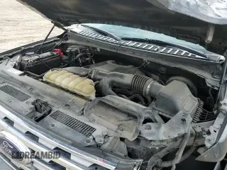 ✅ 2019 Ford Expedition Limited • VIN: 1FMJU1KT0KEA71531 • Lot: 85573615. Wystawiony na Copart z przebiegiem 139 978 mil. Bezpłatny archiwum sprzedaży aukcyjnych z USA i szczegółowy raport historii pojazdu na DreamBid. Zdjęcie 15.