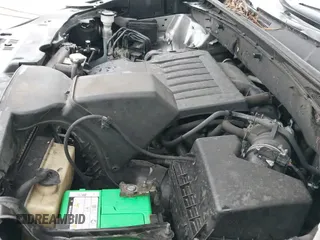 ✅ 2014 Toyota Highlander XLE • VIN: 5TDJKRFH6ES064659 • Lot: 43558900. Listed on IAAI with 165,538 mi. Free auction sales archive from the USA and detailed vehicle history report at DreamBid. Image 19.