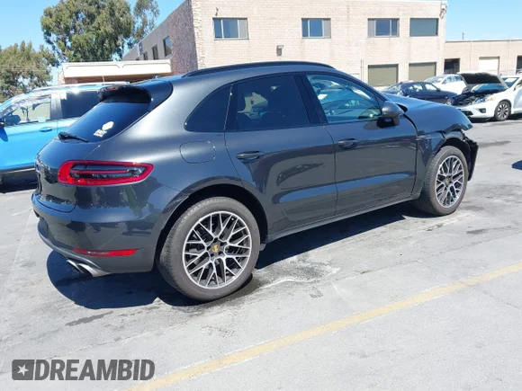✅ 2017 Porsche Macan S • VIN: WP1AB2A54HLB13947 • Лот: 43010980. Опубликован ранее на IAAI с пробегом 33 613 миль. Бесплатный доступ к архиву аукционных продаж из США и подробный отчёт об истории автомобиля на DreamBid. Изображение 4.
