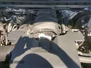 2018 Chevrolet Silverado 1500 LT z VIN 3GCPCREC4JG183865, wystawiony jako Copart lot #82456425 z przebiegiem 64 646 mil mil oraz Szkoda całkowita • Salvage title. Historia ofert i sprzedaży dostępna na DreamBid. Obrazek 15.