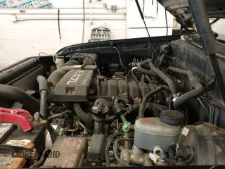 ✅ 2005 Toyota Sequoia Limited • VIN: 5TDBT48AX5S235532 • Lot: 42785296. Listed on IAAI with 277,671 mi. Free auction sales archive from the USA and detailed vehicle history report at DreamBid. Image 12.