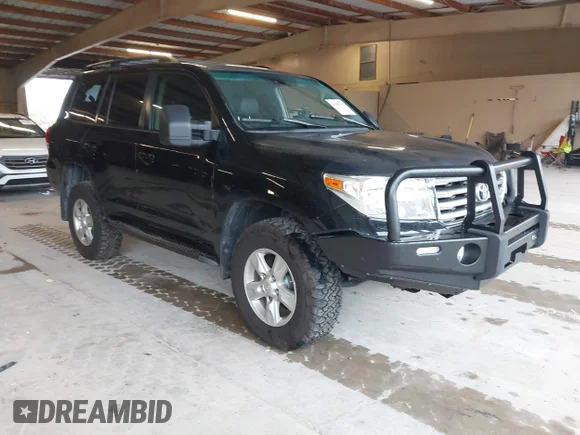✅ 2010 Toyota Land Cruiser • VIN: JTMHY7AJ6A5005512 • Lot: 45308194. Wystawiony na IAAI z przebiegiem 209 970 mil. Bezpłatny archiwum sprzedaży aukcyjnych z USA i szczegółowy raport historii pojazdu na DreamBid. Zdjęcie 1.