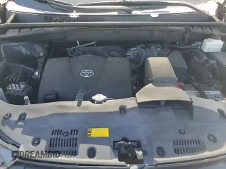 ✅ 2018 Toyota Highlander XLE • VIN: 5TDKZRFH6JS540998 • Lot: 91302395. Listed on Copart with 86,576 mi. Free auction sales archive from the USA and detailed vehicle history report at DreamBid. Image 16.