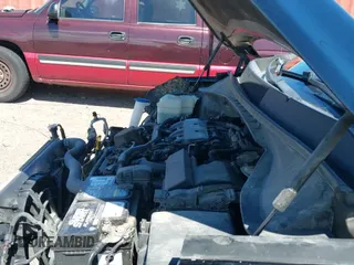 ✅ 2019 Kia Sorento S • VIN: 5XYPG4A51KG554575 • Лот: 43430108. Опубликован ранее на IAAI с пробегом 212 970 миль. Бесплатный доступ к архиву аукционных продаж из США и подробный отчёт об истории автомобиля на DreamBid. Изображение 23.