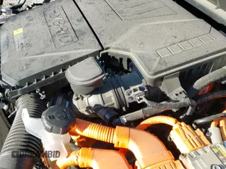 ✅ 2023 Kia Niro EX Touring • VIN: KNDCR3LE2P5091507 • Lot: 43645505. Wystawiony na IAAI z przebiegiem 29 059 mil. Bezpłatny archiwum sprzedaży aukcyjnych z USA i szczegółowy raport historii pojazdu na DreamBid. Zdjęcie 19.