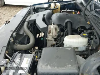 ✅ 2005 Chevrolet Tahoe LT • VIN: 1GNEK13T95J117855 • Lot: 42663088. Listed on IAAI with 137,763 mi. Free auction sales archive from the USA and detailed vehicle history report at DreamBid. Image 12.