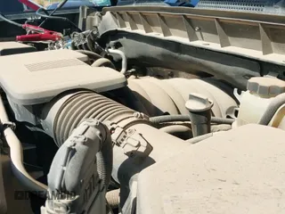 ✅ 2020 Chevrolet Silverado 1500 RST • VIN: 3GCUYEEDXLG216053 • Lot: 42455087. Wystawiony na IAAI z przebiegiem 126 504 mil. Bezpłatny archiwum sprzedaży aukcyjnych z USA i szczegółowy raport historii pojazdu na DreamBid. Zdjęcie 18.