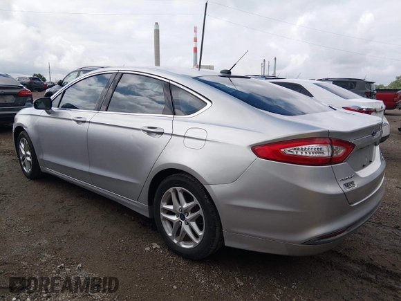 ✅ 2013 Ford Fusion SE • VIN: 3FA6P0HR8DR275880 • Lot: 45230104. Wystawiony na IAAI z przebiegiem 190 544 mil. Bezpłatny archiwum sprzedaży aukcyjnych z USA i szczegółowy raport historii pojazdu na DreamBid. Zdjęcie 3.