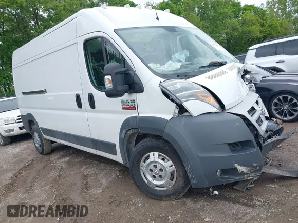 ✅ 2015 Ram ProMaster Cargo • VIN: 3C6TRVDG1FE506032 • Lot: 45052949. Wystawiony na IAAI z przebiegiem Nie podano. Bezpłatny archiwum sprzedaży aukcyjnych z USA i szczegółowy raport historii pojazdu na DreamBid. Zdjęcie 1.