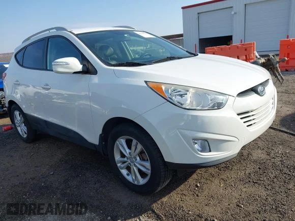 ✅ 2013 Hyundai Tucson GLS • VIN: KM8JUCAC4DU667876 • Лот: 44390029. Опубликован ранее на IAAI с пробегом 70 531 миль. Бесплатный доступ к архиву аукционных продаж из США и подробный отчёт об истории автомобиля на DreamBid. Изображение 1.