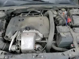 ✅ 2018 Buick Regal Essence • VIN: W04GP6SX2J1163617 • Lot: 70424115. Listed on Copart with 71,090 mi. Free auction sales archive from the USA and detailed vehicle history report at DreamBid. Image 15.