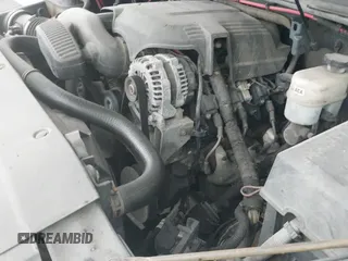 2008 Chevrolet Tahoe 2LT z VIN 1GNFC13098R204006, wystawiony jako IAAI lot #41553139 z przebiegiem 287 809 mil mil oraz . Historia ofert i sprzedaży dostępna na DreamBid. Obrazek 12.