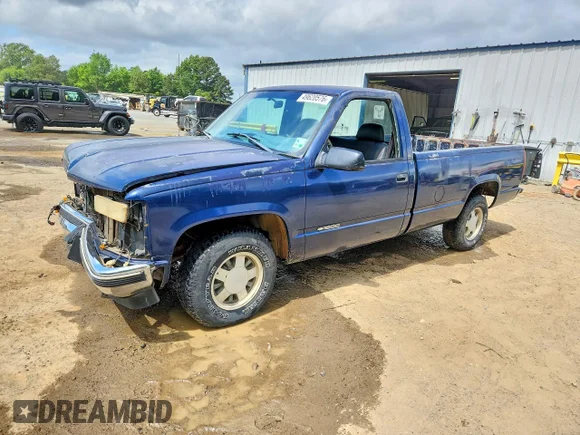 ✅ 1998 Chevrolet Silverado 1500 • VIN: 1GCEC14W2WZ275035 • Lot: 49620576. Listed on Copart with 254,972 mi. Free auction sales archive from the USA and detailed vehicle history report at DreamBid. Image 1.
