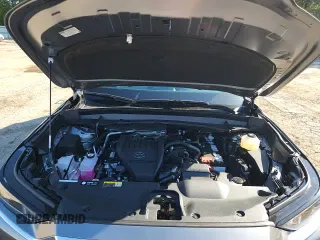 ✅ 2025 Toyota Highlander Limited • VIN: 5TDAAAA53SS035472 • Lot: 85365215. Listed on Copart with 368 mi. Free auction sales archive from the USA and detailed vehicle history report at DreamBid. Image 16.