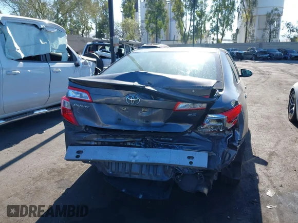 ✅ 2014 Toyota Camry SE • VIN: 4T1BF1FK6EU389664 • Лот: 45388501. Опубликован ранее на IAAI с пробегом 201 344 миль. Бесплатный доступ к архиву аукционных продаж из США и подробный отчёт об истории автомобиля на DreamBid. Изображение 6.