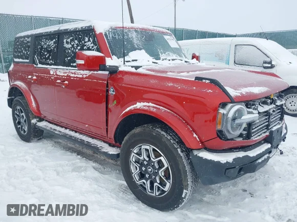 ✅ 2024 Ford Bronco Outer Banks • VIN: 1FMEE8BP5RLA66485 • Лот: 44223198. Опубліковано раніше на IAAI з пробігом 27 196 миль. Безкоштовний доступ до архіву аукціонних продажів зі США та докладний звіт про історію автомобіля на DreamBid. Зображення 1.