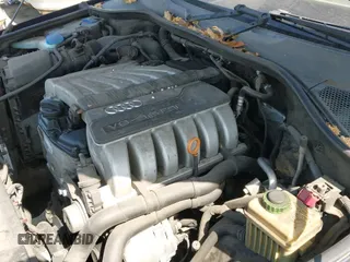 ✅ 2009 Audi Q7 • VIN: WA1AY74LX9D013784 • Lot: 42551669. Wystawiony na IAAI z przebiegiem 196 806 mil. Bezpłatny archiwum sprzedaży aukcyjnych z USA i szczegółowy raport historii pojazdu na DreamBid. Zdjęcie 15.