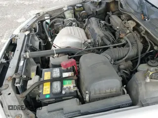 ✅ 2001 Toyota Camry LE • VIN: 4T1BG22K61U075127 • Lot: 43781240. Listed on IAAI with 302,624 mi. Free auction sales archive from the USA and detailed vehicle history report at DreamBid. Image 12.