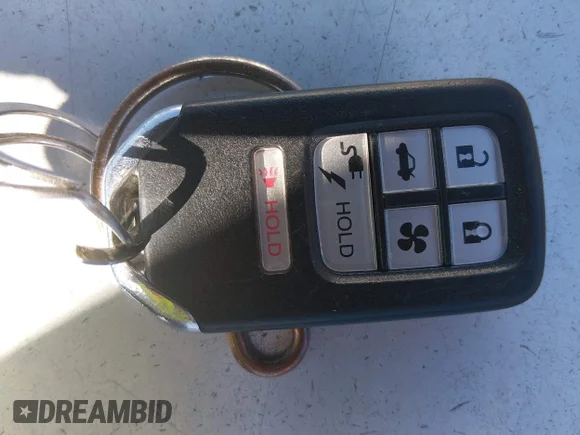 ✅ 2018 Honda Clarity • VIN: JHMZC5F12JC016825 • Лот: 44392865. Опубліковано раніше на IAAI з пробігом 166 559 миль. Безкоштовний доступ до архіву аукціонних продажів зі США та докладний звіт про історію автомобіля на DreamBid. Зображення 11.