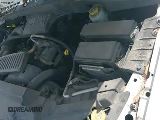 ✅ 2008 Chrysler Aspen Limited • VIN: 1A8HX582X8F142617 • Lot: 42517882. Wystawiony na IAAI z przebiegiem 254 303 mil. Bezpłatny archiwum sprzedaży aukcyjnych z USA i szczegółowy raport historii pojazdu na DreamBid. Zdjęcie 13.