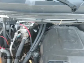 ✅ 2009 Chevrolet Silverado 3500HD • VIN: 1GCHC83K69F118800 • Lot: 42858401. Listed on IAAI with 275,265 mi. Free auction sales archive from the USA and detailed vehicle history report at DreamBid. Image 21.