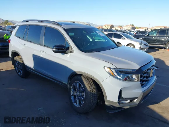 ✅ 2024 Honda Passport TrailSport • VIN: 5FNYF8H68RB005289 • Лот: 44707468. Опубліковано раніше на IAAI з пробігом 35 542 миль. Безкоштовний доступ до архіву аукціонних продажів зі США та докладний звіт про історію автомобіля на DreamBid. Зображення 1.