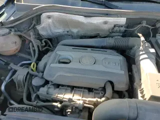 ✅ 2017 Volkswagen Tiguan S • VIN: WVGBV7AX0HK054036 • Lot: 86878975. Listed on Copart with 68,432 mi. Free auction sales archive from the USA and detailed vehicle history report at DreamBid. Image 13.