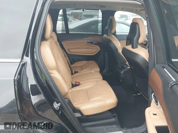✅ 2016 Volvo XC90 T6 Inscription • VIN: YV4A22PLXG1089961 • Lot: 44610048. Listed on IAAI with 177,234 mi. Free auction sales archive from the USA and detailed vehicle history report at DreamBid. Image 8.