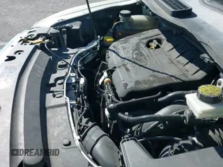 ✅ 2017 Ford Escape SE • VIN: 1FMCU0GD2HUC68462 • Lot: 43466759. Wystawiony na IAAI z przebiegiem 178 053 mil. Bezpłatny archiwum sprzedaży aukcyjnych z USA i szczegółowy raport historii pojazdu na DreamBid. Zdjęcie 20.