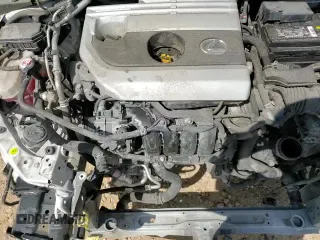 ✅ 2020 Lexus UX 200 • VIN: JTHX3JBH9L2023556 • Lot: 80895385. Listed on Copart with 65,300 mi. Free auction sales archive from the USA and detailed vehicle history report at DreamBid. Image 15.