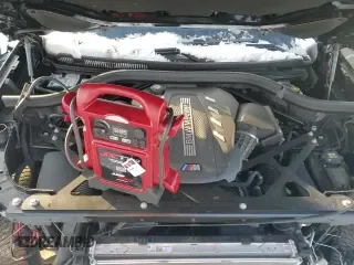 ✅ 2022 BMW X6 M • VIN: 5YMCY0C05N9K36137 • Lot: 88100105. Wystawiony na Copart z przebiegiem 13 398 mil. Bezpłatny archiwum sprzedaży aukcyjnych z USA i szczegółowy raport historii pojazdu na DreamBid. Zdjęcie 15.